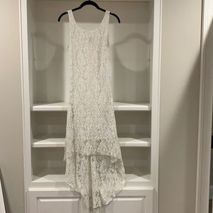 Hi-lo white lace dress size S side zipper